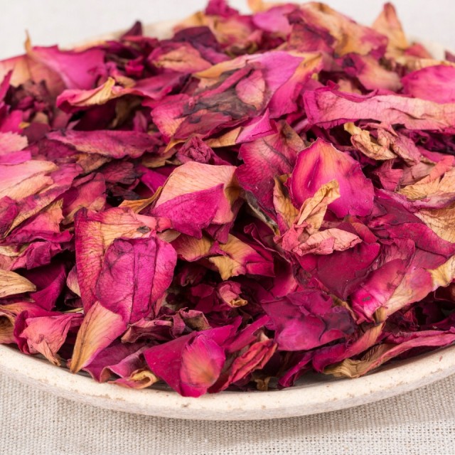 Jadalne płatki róż suszone jadalne kwiaty świeże i aromatyczne duża 200 g