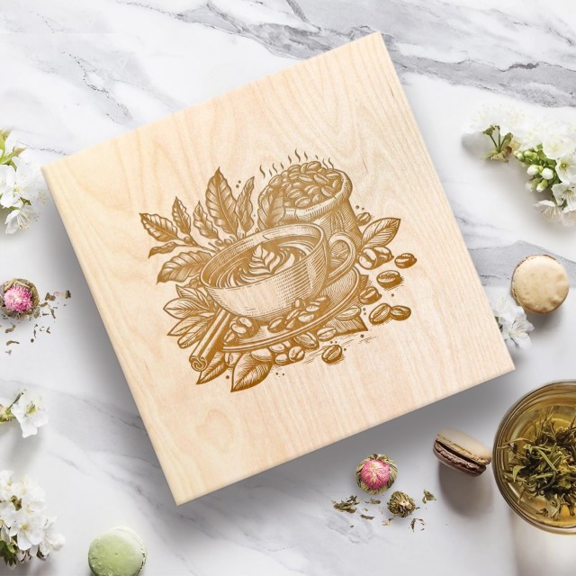 Zestaw kaw w skrzynce z grawerem