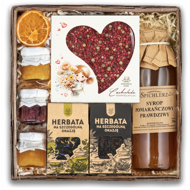 Kosz prezentowy z herbatą i naturalnymi przetworami