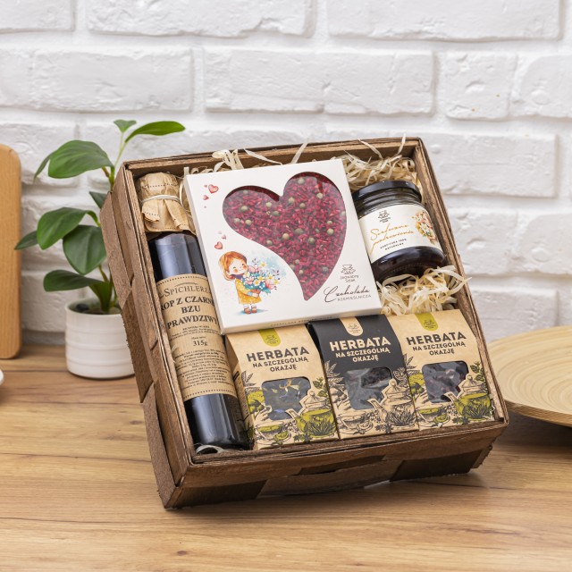 Kosz prezentowy z czekoladą, konfiturą oraz zestaw herbat